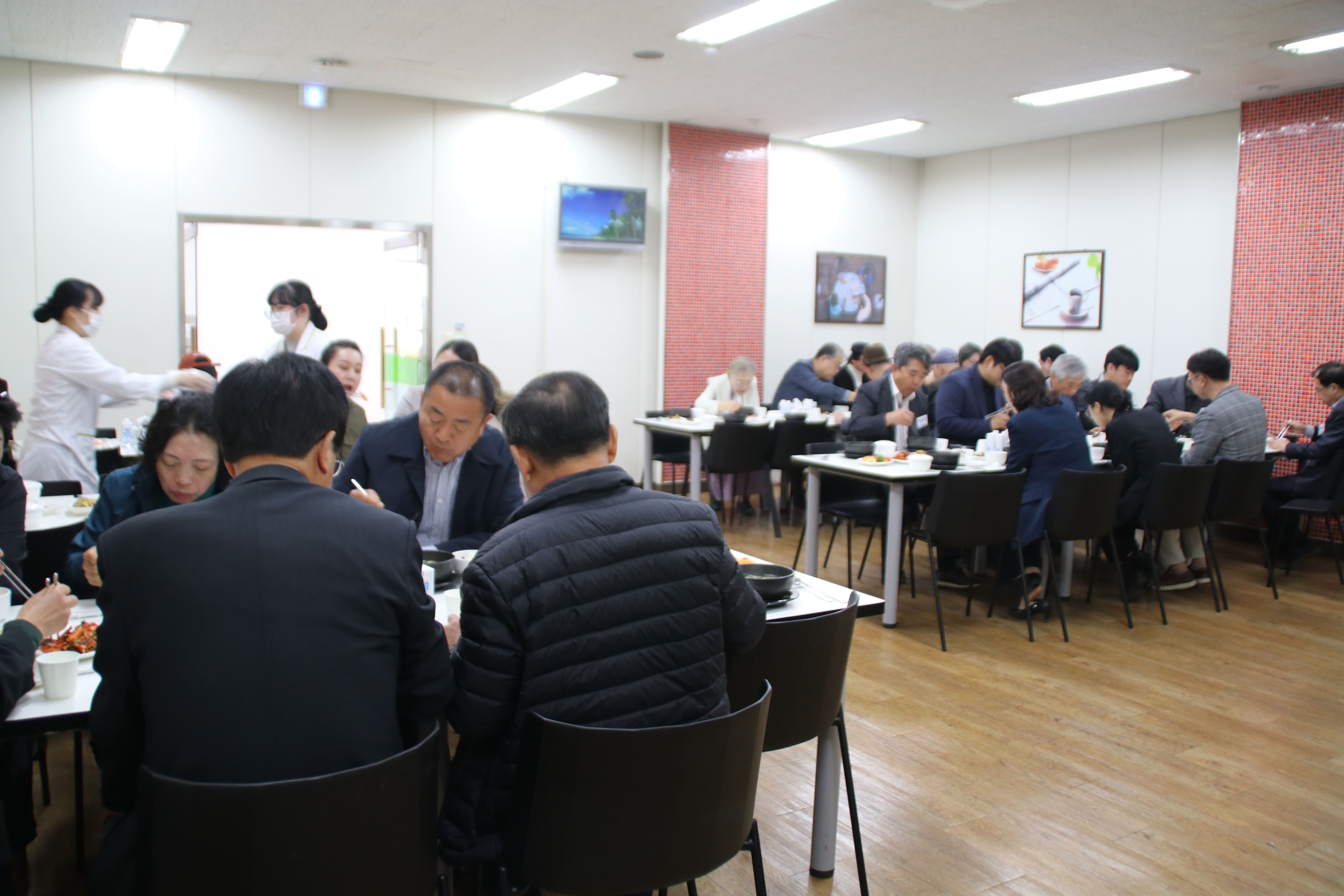 IMG_0051.jpg IMG_0051.jpg