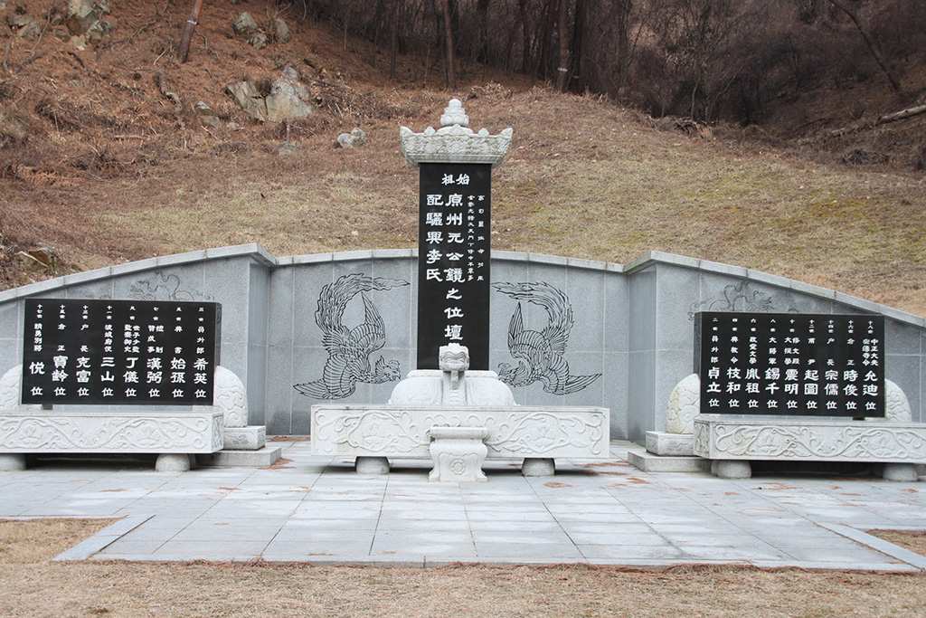 F471_2.jpg F471_2.jpg